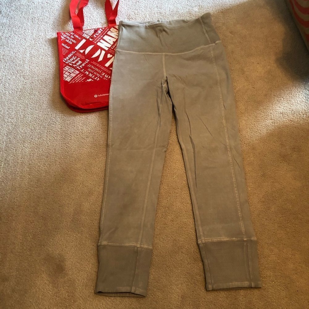 Lululemon wunder under crop